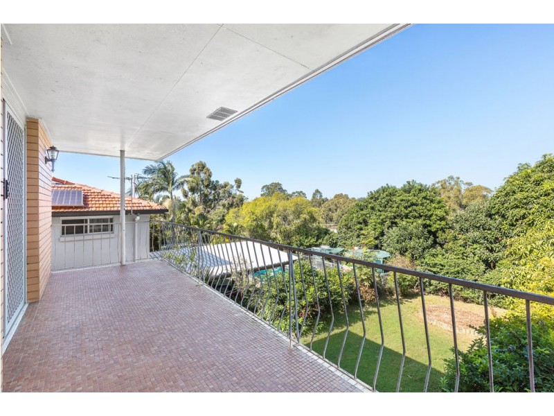24 Kanofski Street, Chermside West QLD 4032