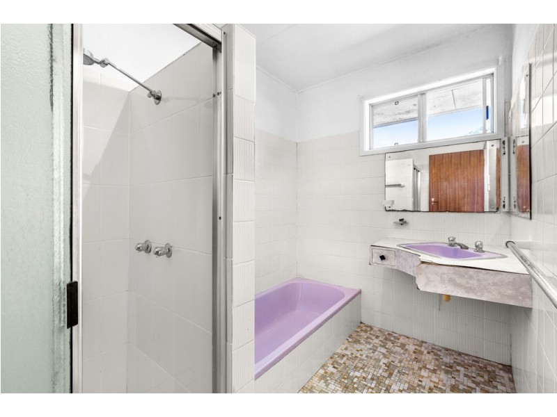 24 Kanofski Street, Chermside West QLD 4032