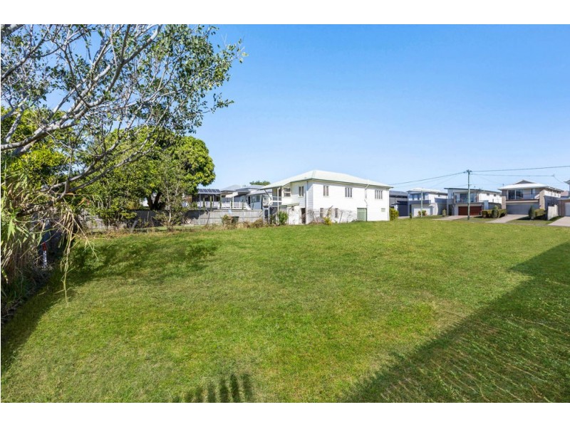 27 Ure Street, Hendra QLD 4011