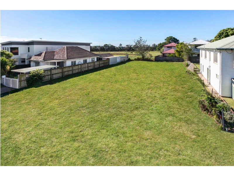 27 Ure Street, Hendra QLD 4011