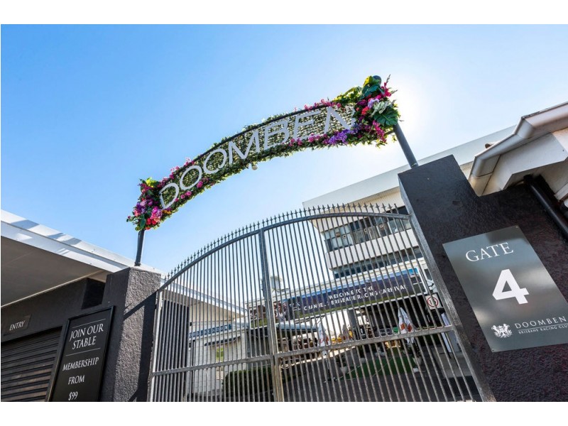 27 Ure Street, Hendra QLD 4011