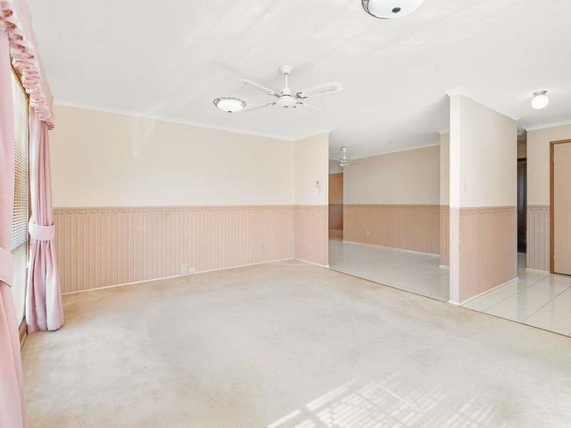 33 Albany Forest Drive, Albany Creek QLD 4035