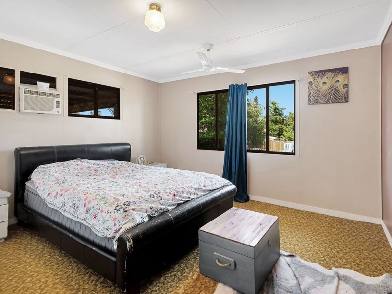 50 Hampton Street, Harristown QLD 4350