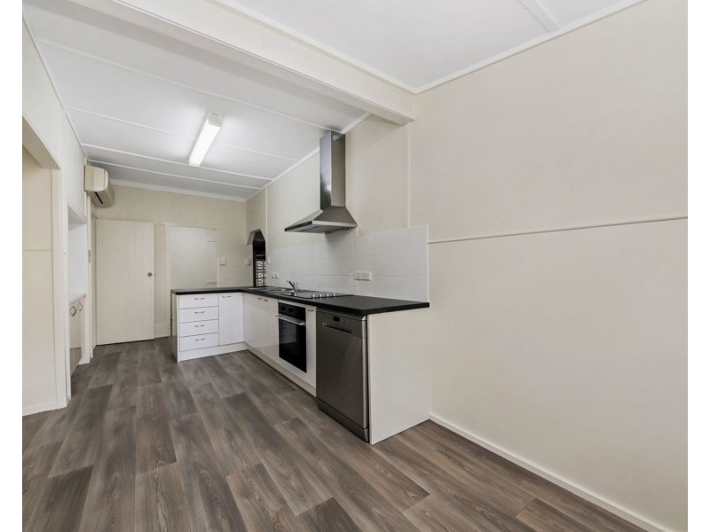 945 New Cleveland Road, Gumdale QLD 4154