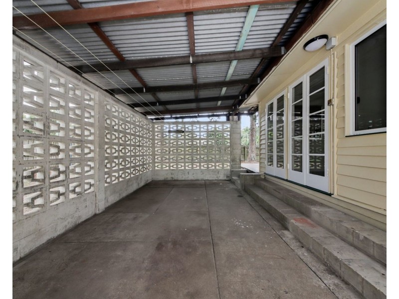 945 New Cleveland Road, Gumdale QLD 4154