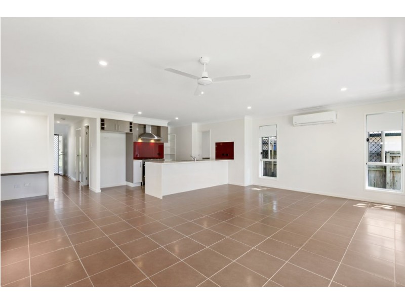 61 Cavell Street, Birkdale QLD 4159