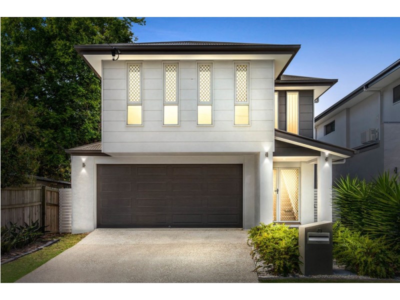 61 Cavell Street, Birkdale QLD 4159