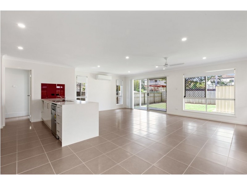 61 Cavell Street, Birkdale QLD 4159