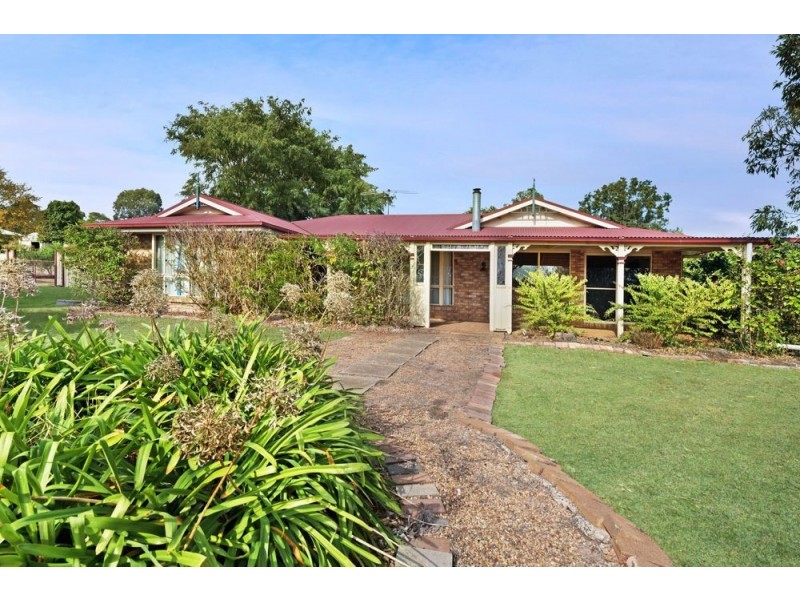7 Denaid Street, Highfields QLD 4352