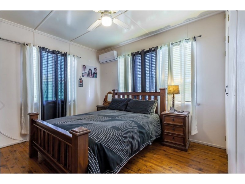 8 Drayton Road, Harristown QLD 4350