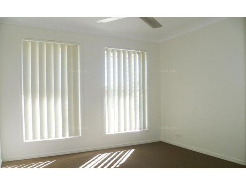 11 Estuary Avenue, Victoria Point QLD 4165