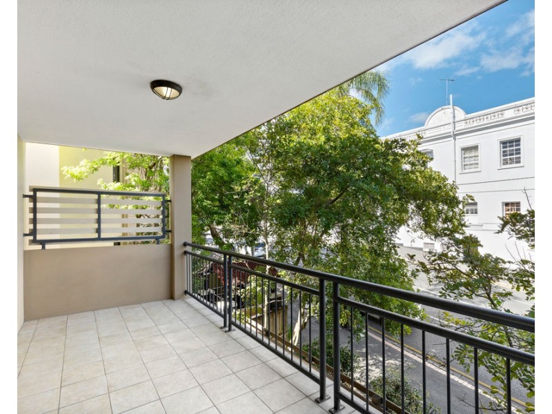 4/317 Boundary St, Spring Hill QLD 4000