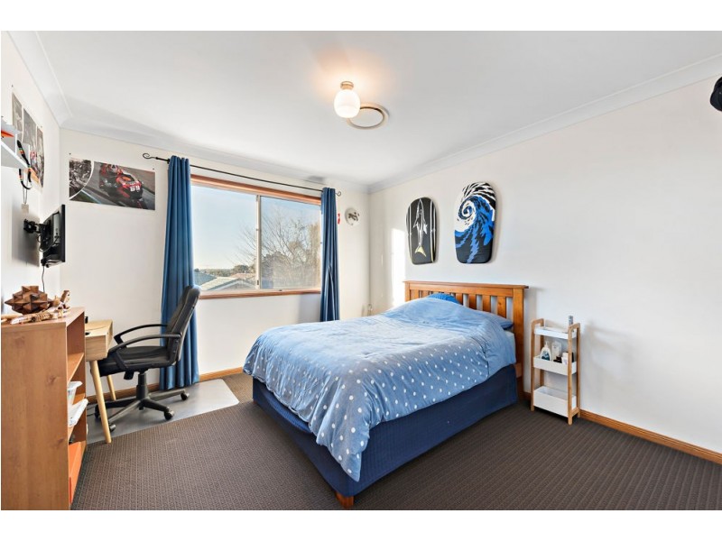 13 Edzill Street, Wilsonton Heights QLD 4350