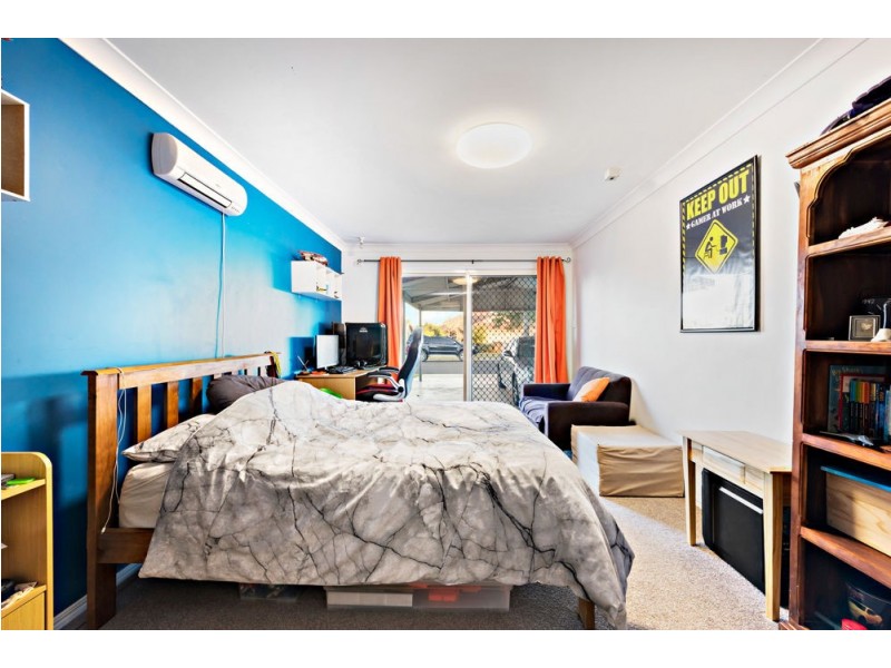 13 Edzill Street, Wilsonton Heights QLD 4350