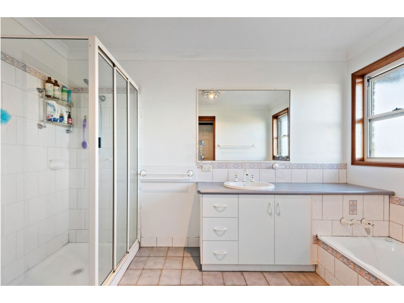 13 Edzill Street, Wilsonton Heights QLD 4350