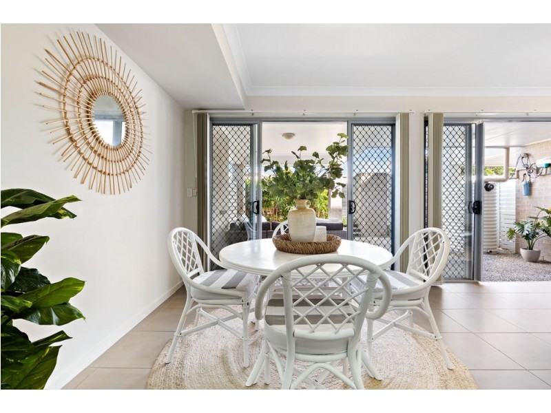 25 Bailey Street, Wakerley QLD 4154