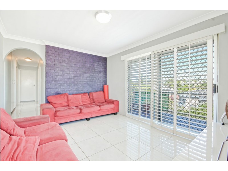 2/8 Drummond Street, Greenslopes QLD 4120