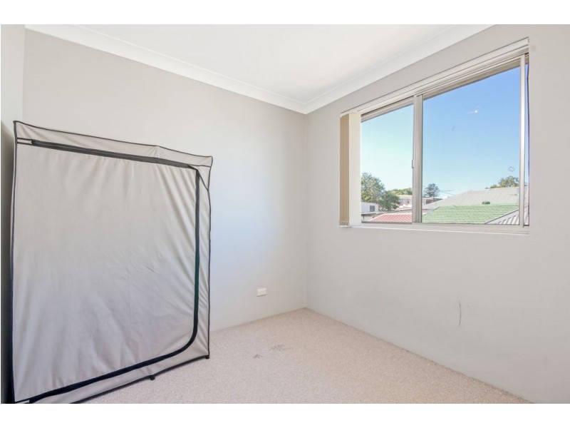 2/8 Drummond Street, Greenslopes QLD 4120