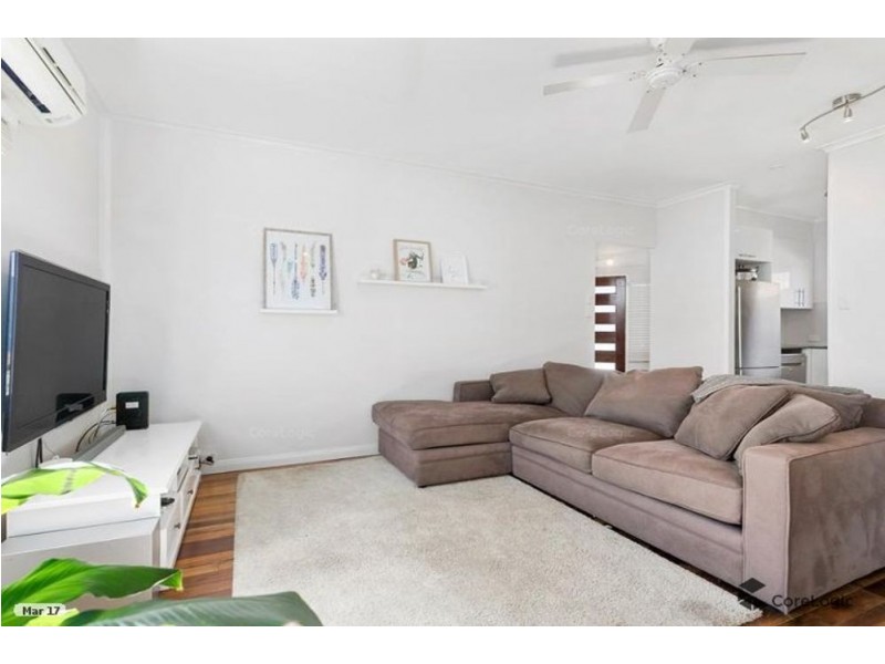38 McCurley St, Wynnum West QLD 4178