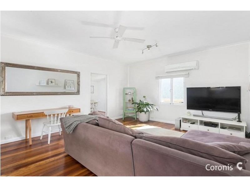 38 McCurley St, Wynnum West QLD 4178