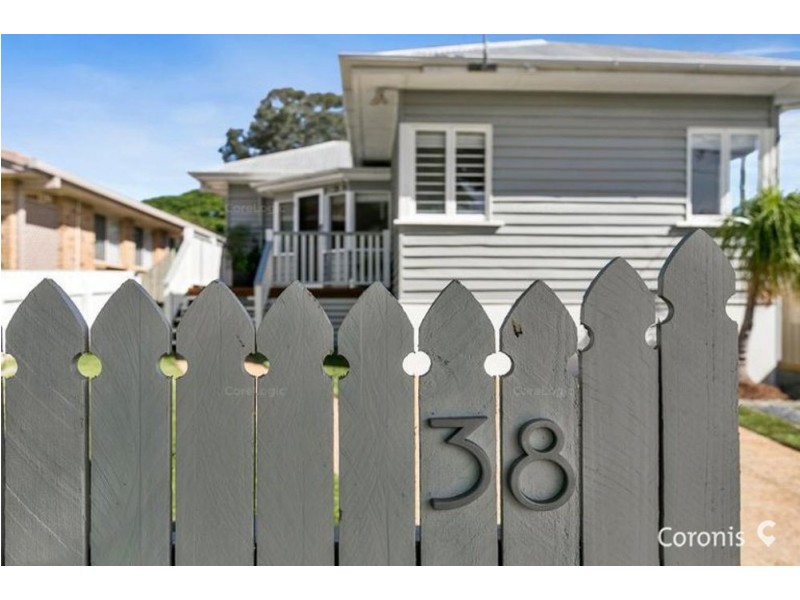 38 McCurley St, Wynnum West QLD 4178