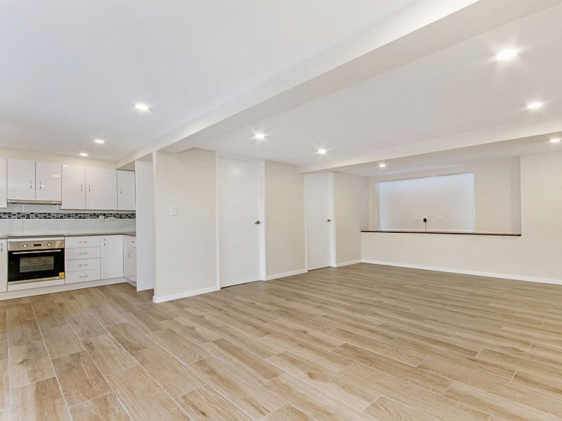 16 Tasman Street, Stafford Heights QLD 4053