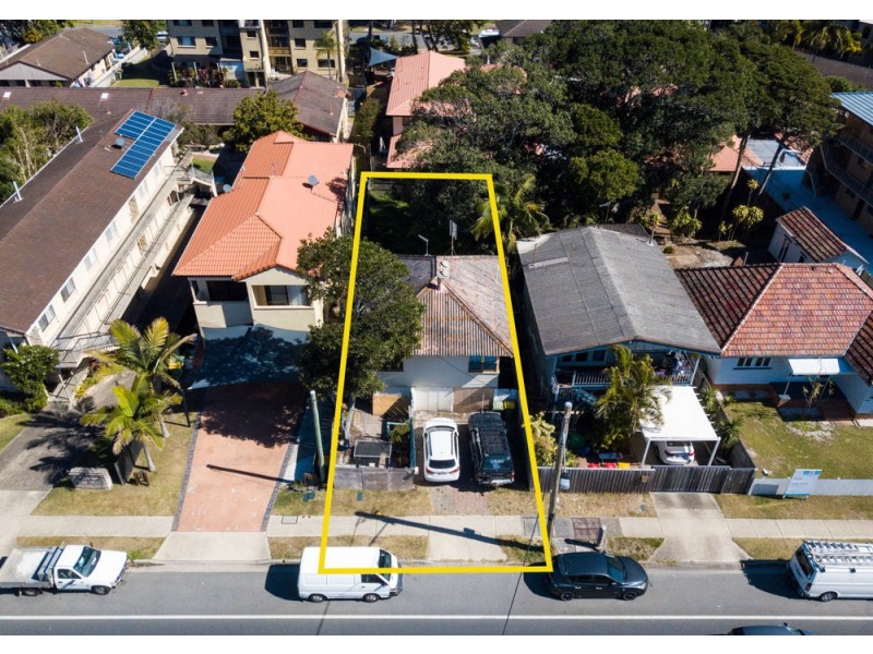 1360 Gold Coast Hwy, Palm Beach QLD 4221