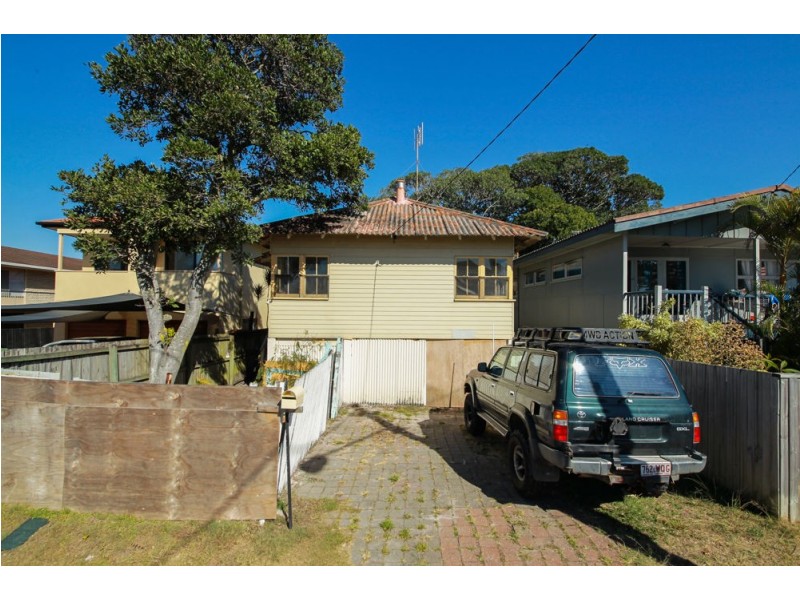 1360 Gold Coast Hwy, Palm Beach QLD 4221