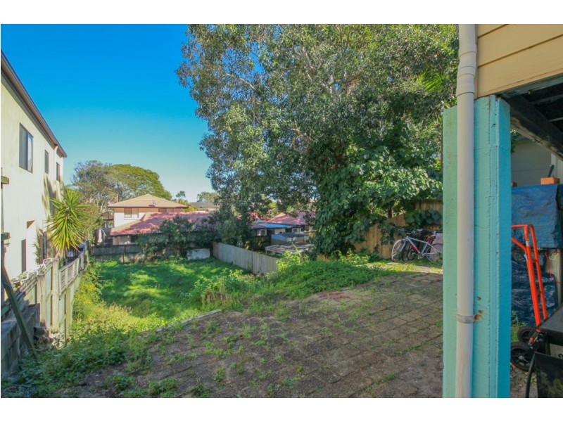 1360 Gold Coast Hwy, Palm Beach QLD 4221
