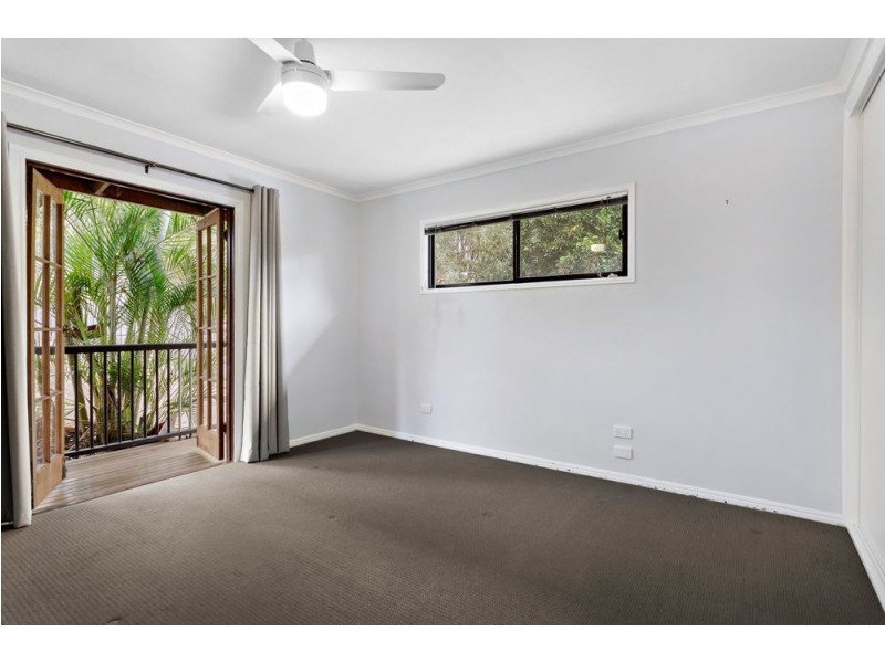 22 Tonnere Court, Eatons Hill QLD 4037