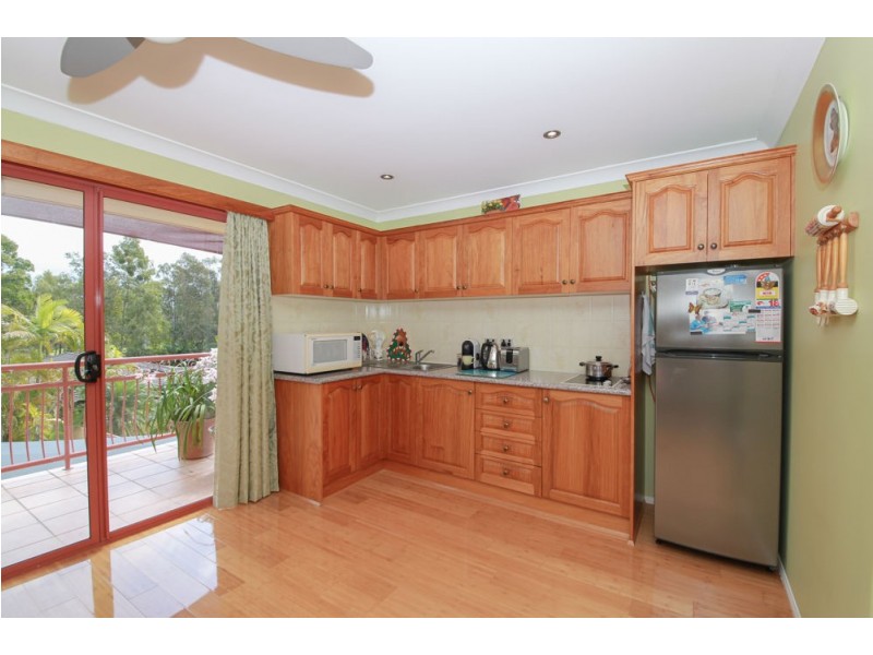2 Delonix Court, Arundel QLD 4214