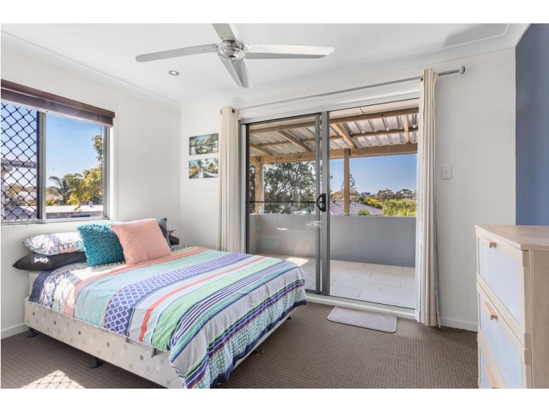 16 Knutsford Street, Chermside West QLD 4032