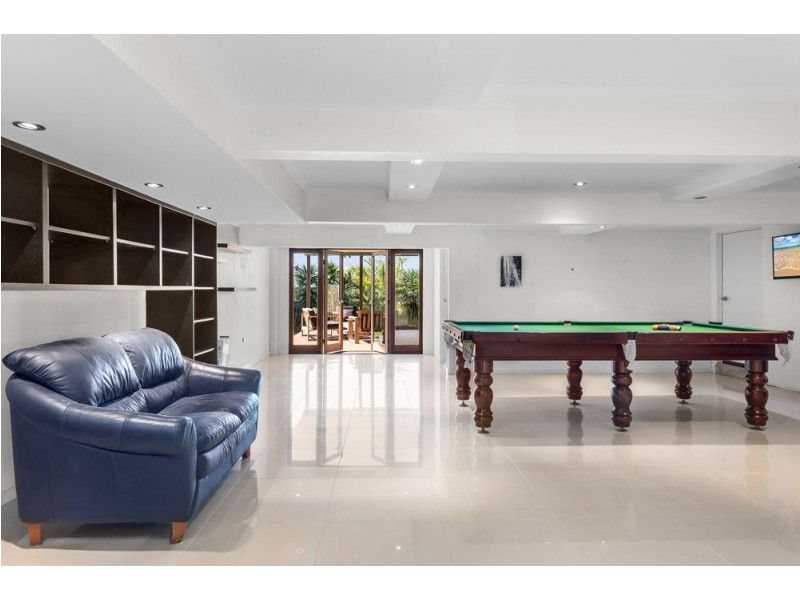 16 Knutsford Street, Chermside West QLD 4032