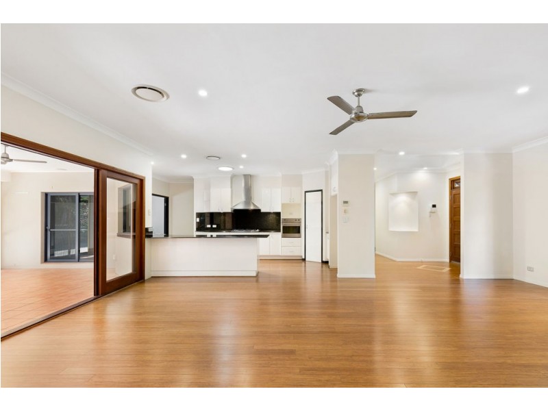 18 Zeus Circuit, Coomera QLD 4209