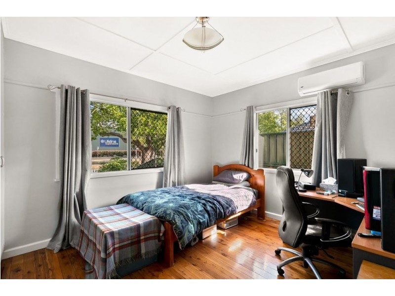 91 Anzac Avenue, Newtown QLD 4350