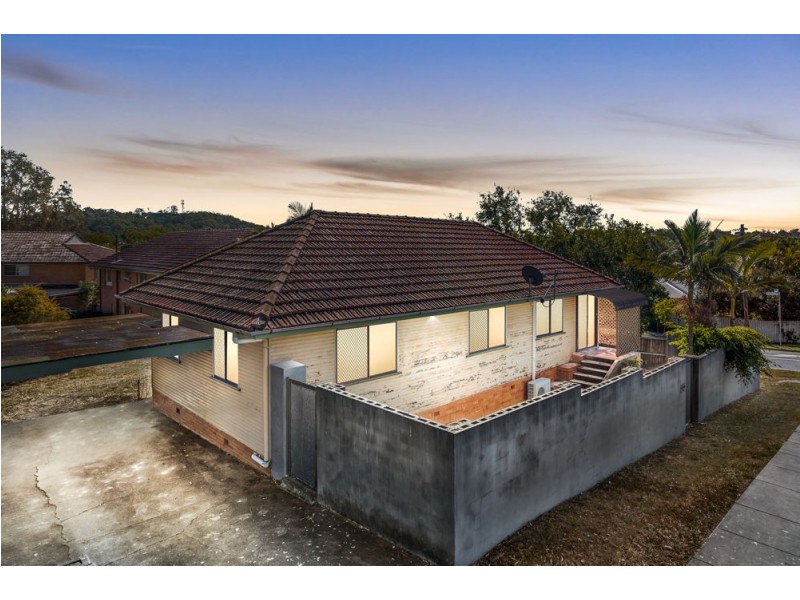 88 Maundrell Terrace, Chermside West QLD 4032