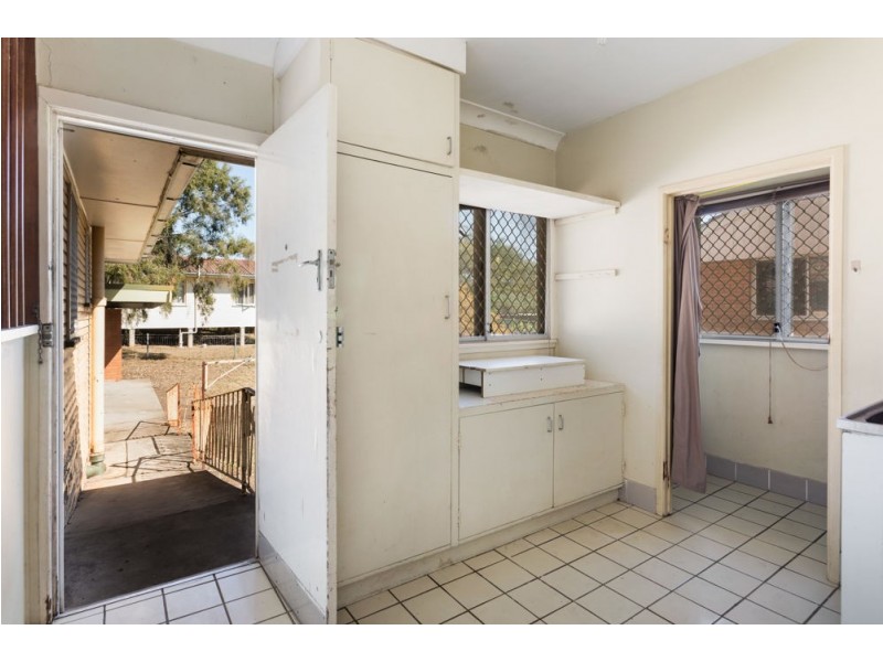 88 Maundrell Terrace, Chermside West QLD 4032