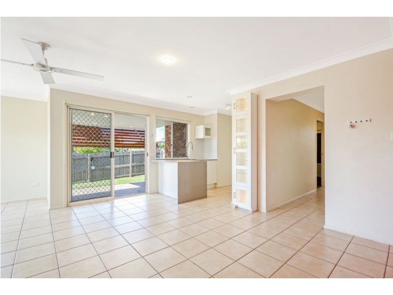 2 Michael Street, Wynnum West QLD 4178