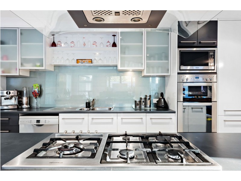 7 Page Court, Kearneys Spring QLD 4350