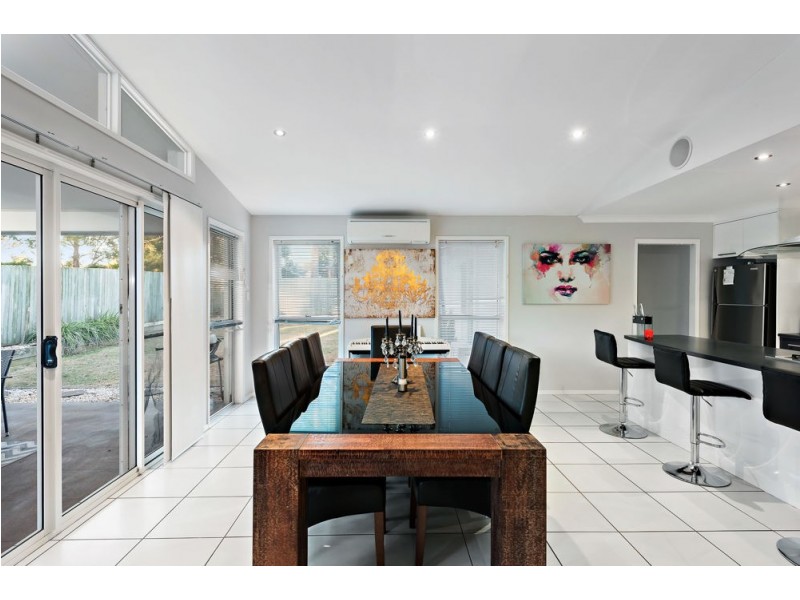 7 Page Court, Kearneys Spring QLD 4350