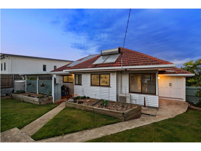 234 Rode Road, Wavell Heights QLD 4012