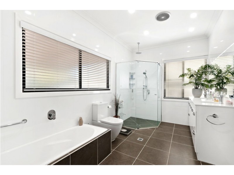 234 Rode Road, Wavell Heights QLD 4012