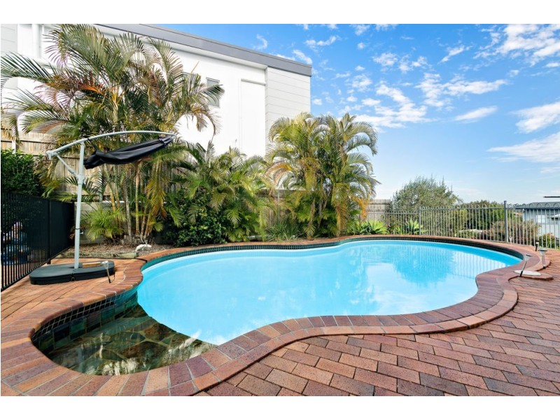 234 Rode Road, Wavell Heights QLD 4012