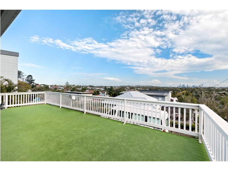 234 Rode Road, Wavell Heights QLD 4012