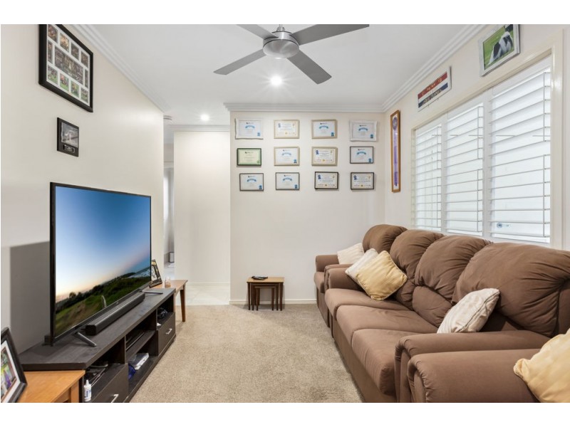 114 Main Street, Redland Bay QLD 4165