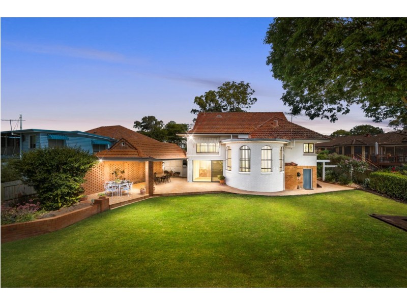 6 Sector Street, Coorparoo QLD 4151