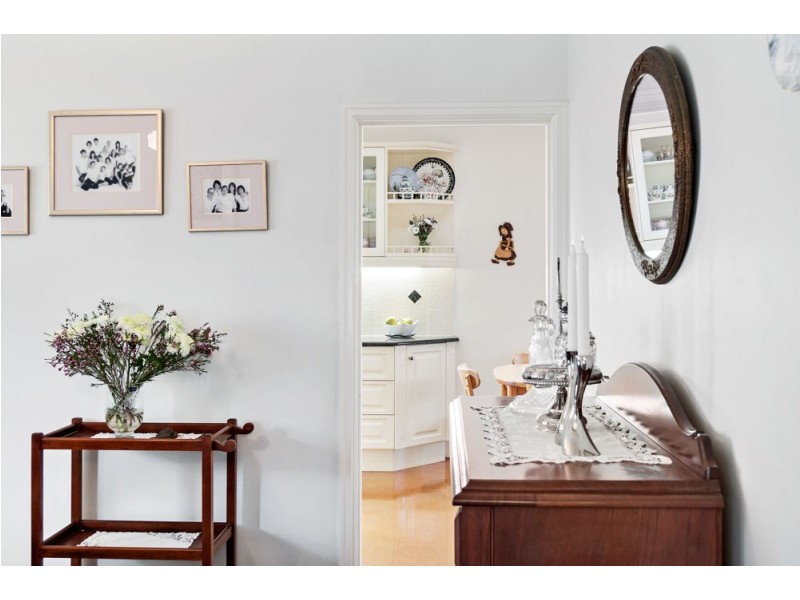 6 Sector Street, Coorparoo QLD 4151