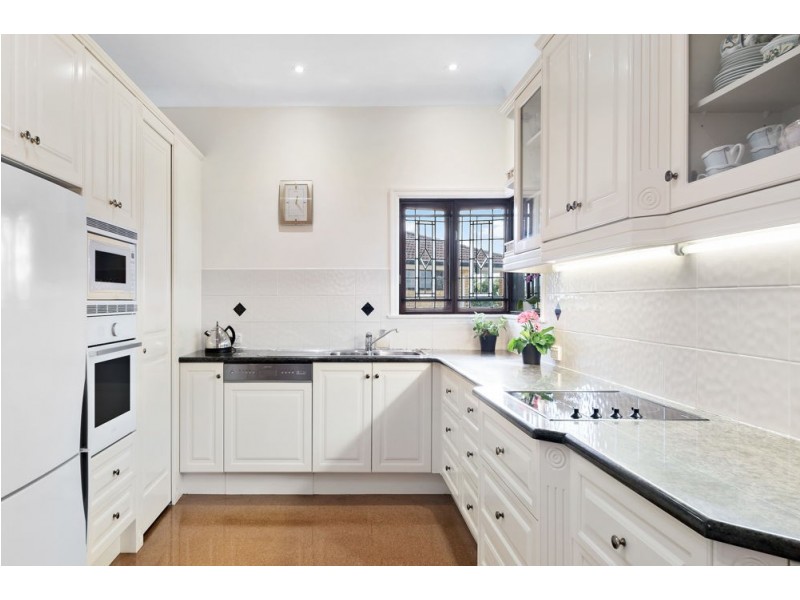 6 Sector Street, Coorparoo QLD 4151