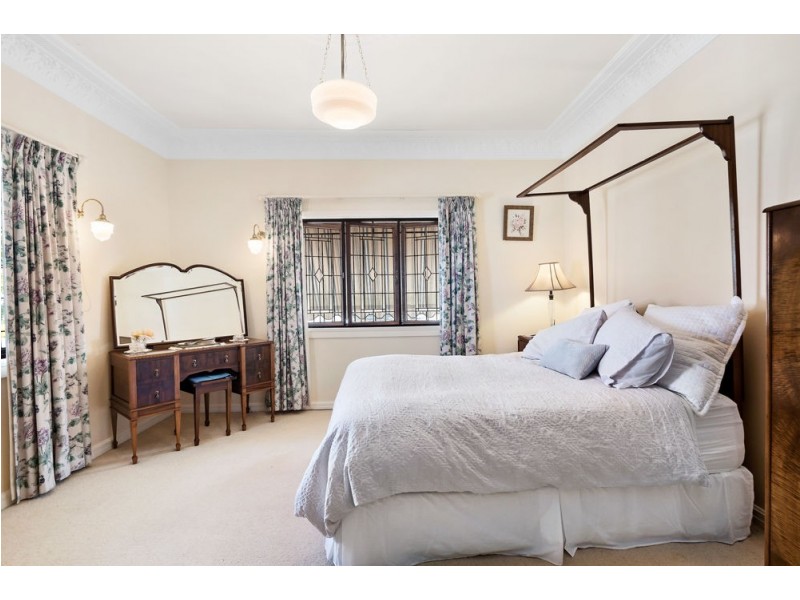 6 Sector Street, Coorparoo QLD 4151