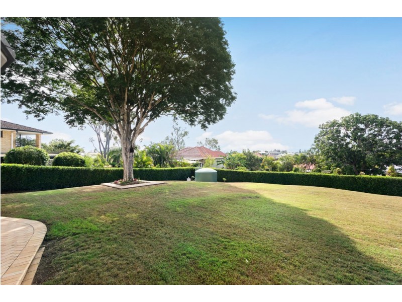 6 Sector Street, Coorparoo QLD 4151